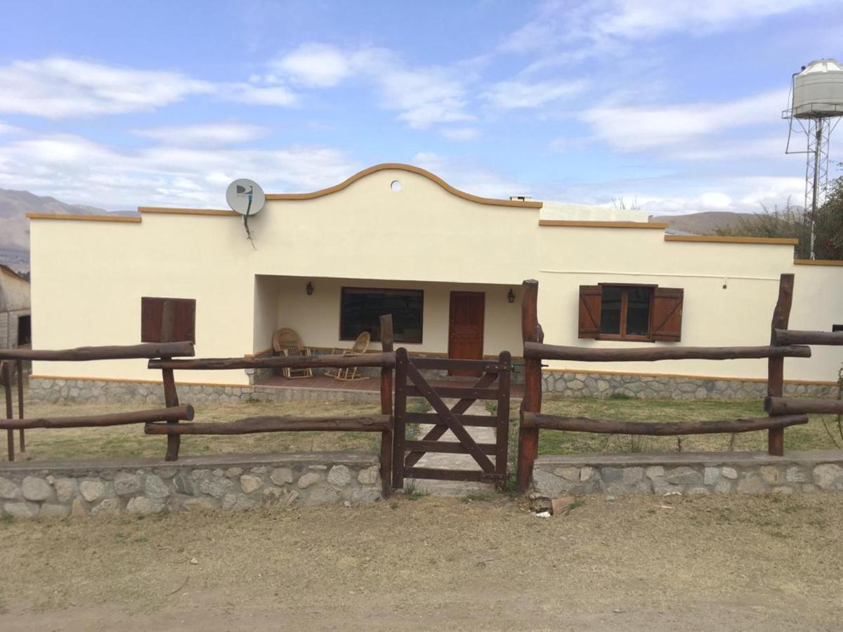 Posada La Sofia Tafí del Valle Esterno foto